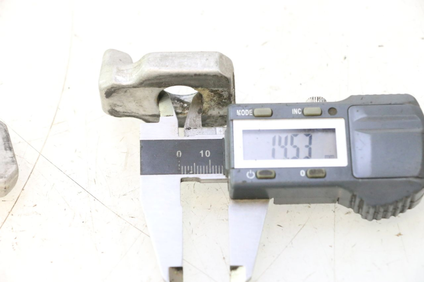 photo de TENSORES CADENA RIEJU MRT PRO SUPERMOTARD 50 (2007 - 2018) - Otra perspectiva