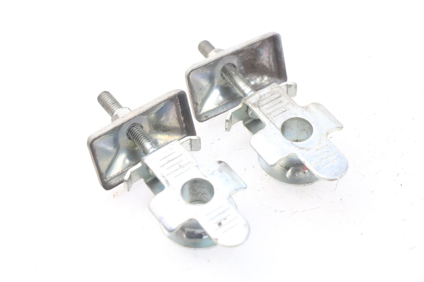 photo de TENSORES CADENA SUZUKI RV VAN VAN 125 (2003 - 2008) - Detalle de la pieza