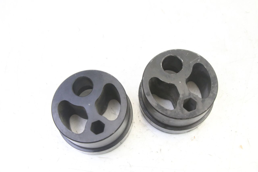 photo de TENSORES CADENA TRIUMPH SPRINT 900 (1995 - 1998) - Detalle de la pieza