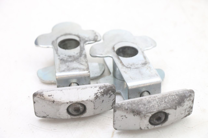 photo de TENSOR DE CADENA SUZUKI GSF S BANDIT 600 (2000 - 2004) - Detalle de la pieza