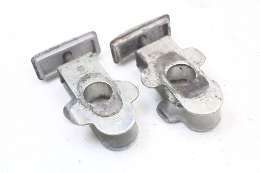 photo de TENSORES CADENA SUZUKI GSR 750 (2011 - 2017) - Detalle de la pieza