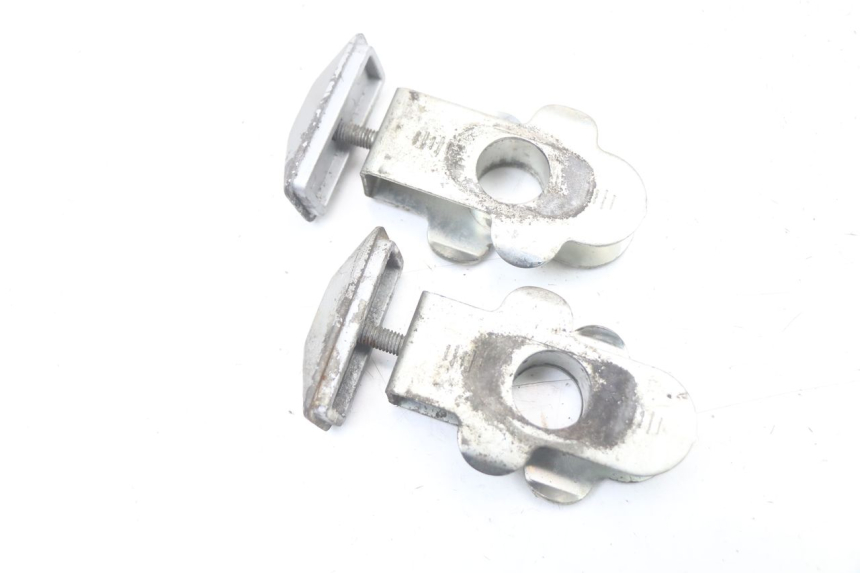 photo de TENSORES CADENA SUZUKI GSR 750 (2011 - 2017) - Otra perspectiva