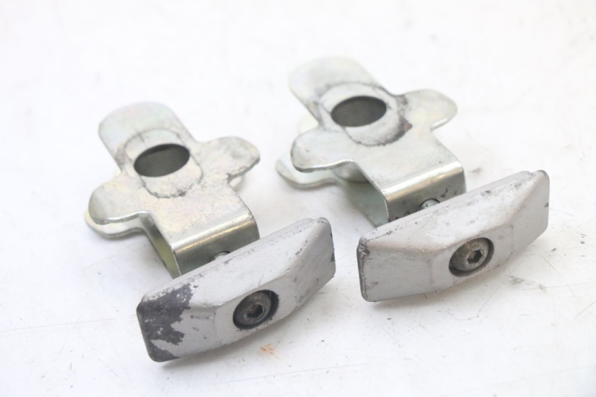 photo de TENSORES CADENA SUZUKI GSX F GSXF 650 (2007 - 2015) - Detalle de la pieza