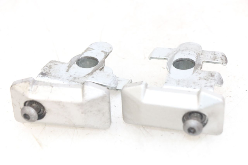 photo de TENSOR DE CADENA SUZUKI SV N 650 (1999 - 2002) - Detalle de la pieza