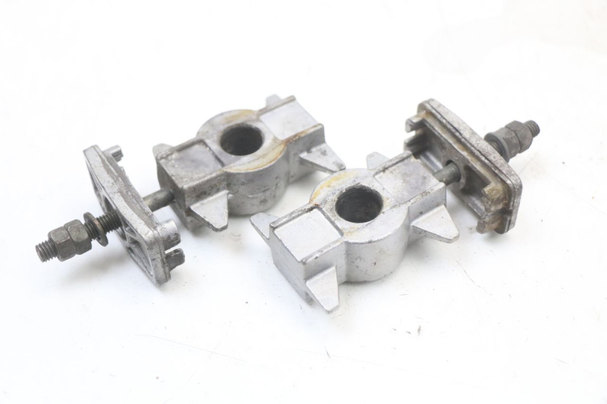 photo de TENSOR DE CADENA YAMAHA TDR DELTABOX 125 (1997 - 2003) - Detalle de la pieza