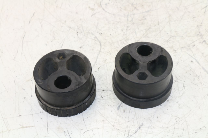 photo de TENSORES CADENA TRIUMPH TIGER 955 (2001 - 2004) - Detalle de la pieza