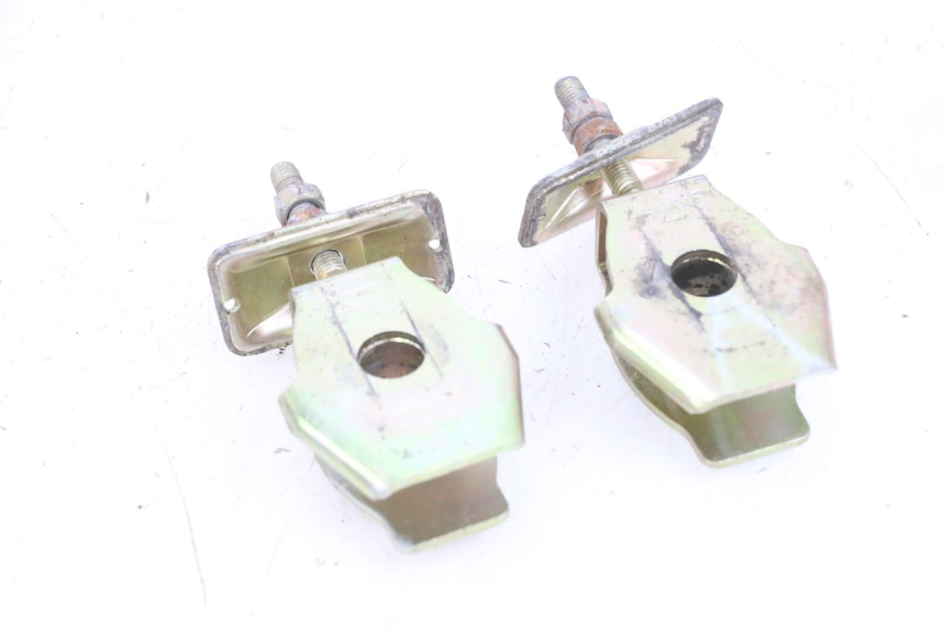 photo de TENSOR DE CADENA DAELIM VJ ROADWIN FI 125 (2008 - 2017) - Zoom estado de uso