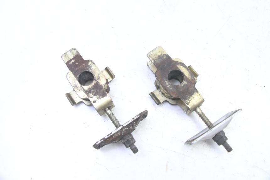 photo de TENSORES CADENA HONDA XLV VARADERO 125 (2000 - 2006) - Detalle de la pieza