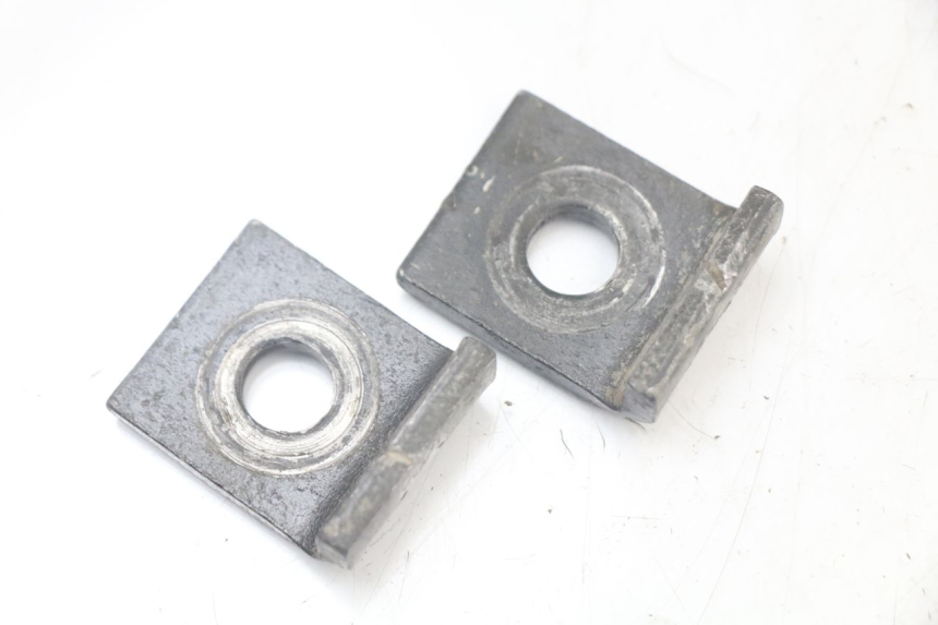 photo de TENSOR DE CADENA PEUGEOT XP6 50 (1997 - 2003) - Primer plano técnico