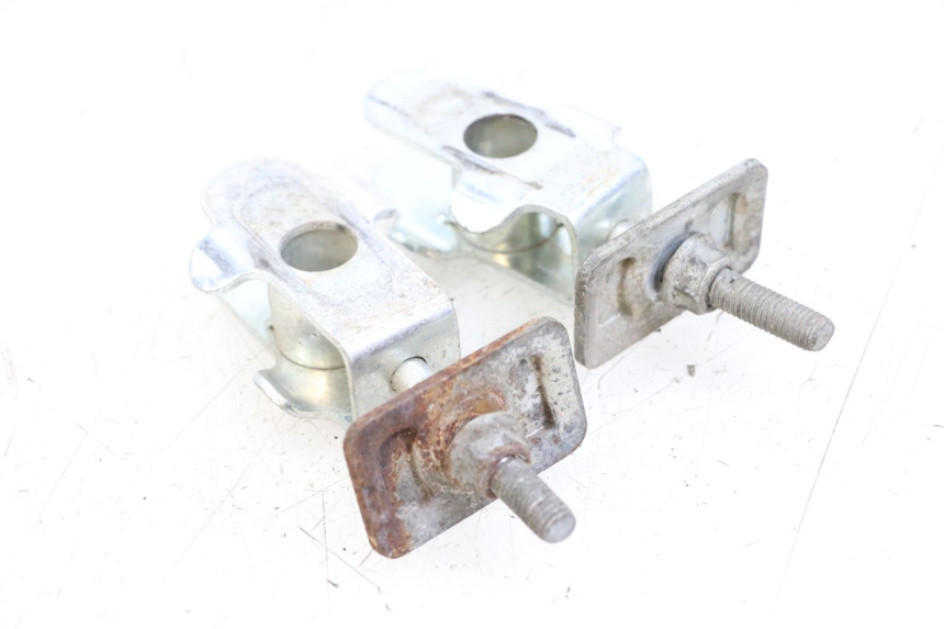 photo de Tensor de cadena HYOSUNG XRX 125 (2000 - 2008) - Detalle de la pieza