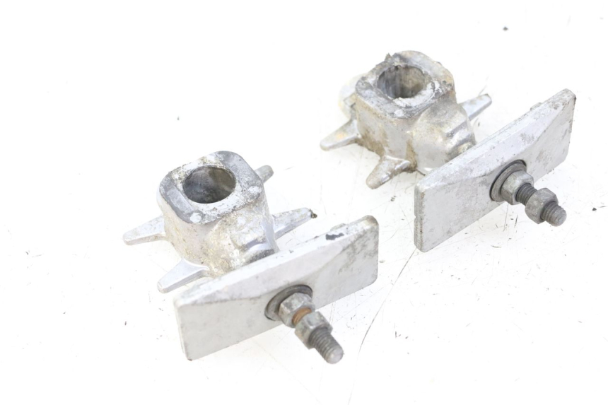 photo de TENSOR DE CADENA YAMAHA FZS FAZER 600 (2001 - 2003) - Detalle de la pieza