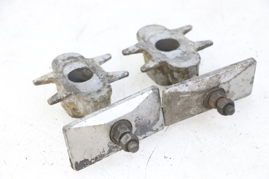 photo de TENSOR DE CADENA YAMAHA FZS FAZER 600 (2001 - 2003) - Otra perspectiva