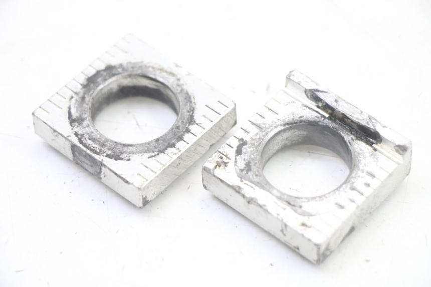 photo de TENSORES CADENA YAMAHA YZ 125 (2006 - 2016) - Detalle de la pieza