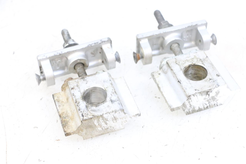 photo de TENSORES CADENA KAWASAKI ZR 7 750 (1999 - 2004) - Primer plano técnico