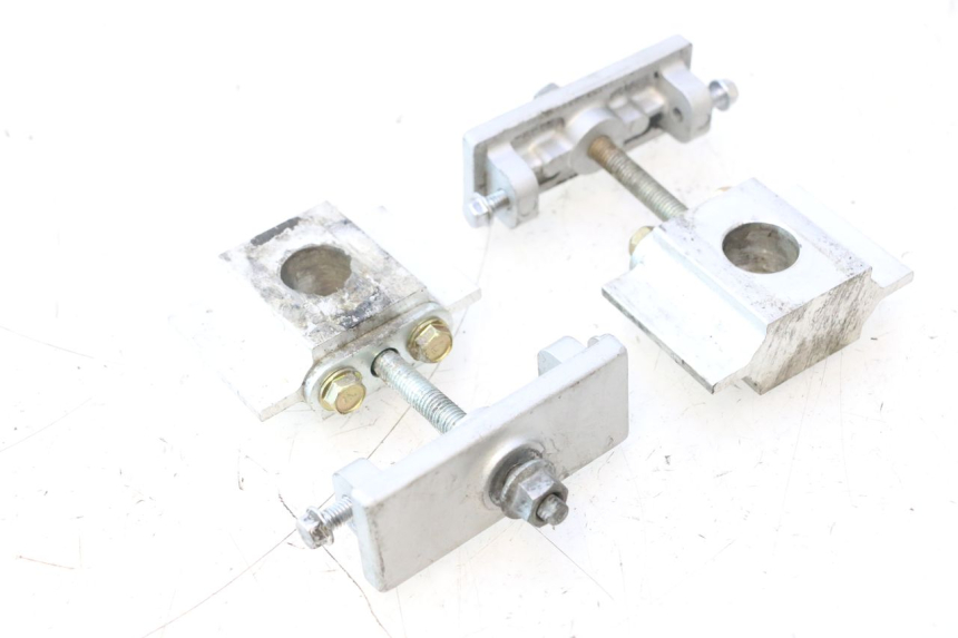 photo de TENSORES CADENA KAWASAKI ZZR 600 (1995 - 2004) - Detalle de la pieza
