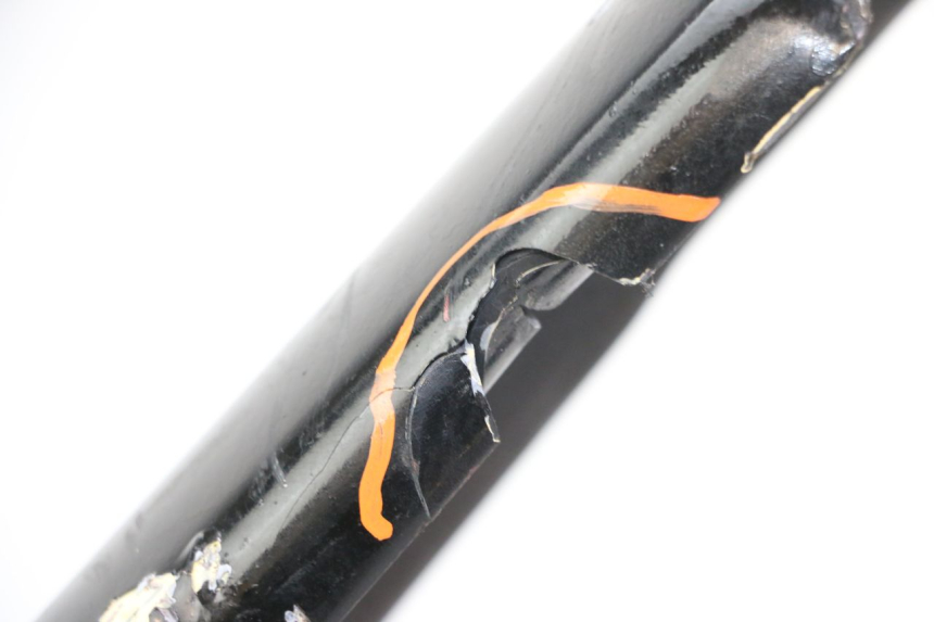 photo de CARENADO FRONTAL APRILIA RS 50 (1999 - 2005) - Detalles de los puntos de fijación