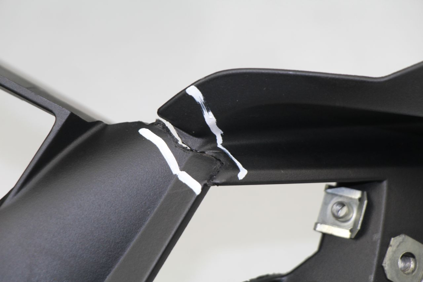 photo de CARENADO FRONTAL BMW R RT ABS 1200 (2010 - 2014) - Zoom estado de uso