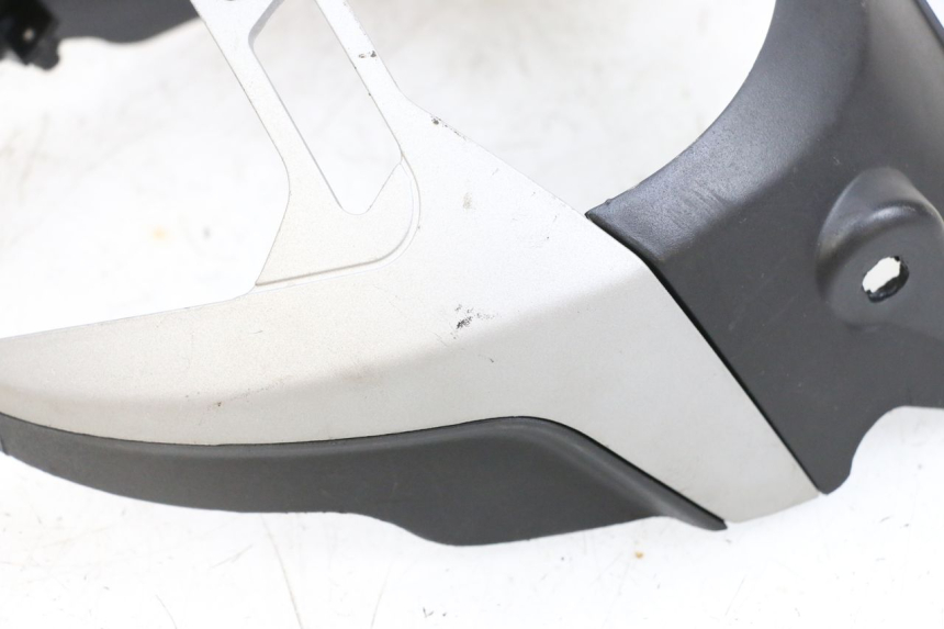 photo de CARENADO FRONTAL MAG POWER BOMBERS 4T 50 (2016 - 2026) - Detalles de los puntos de fijación