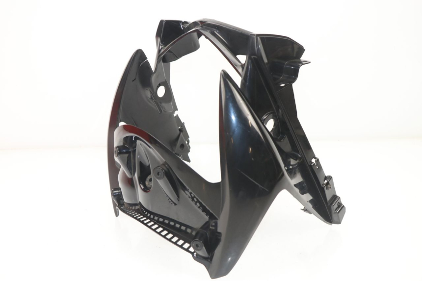 photo de CARENADO FRONTAL HONDA CBF 125 (2009 - 2015) - Enfoque en la estructura
