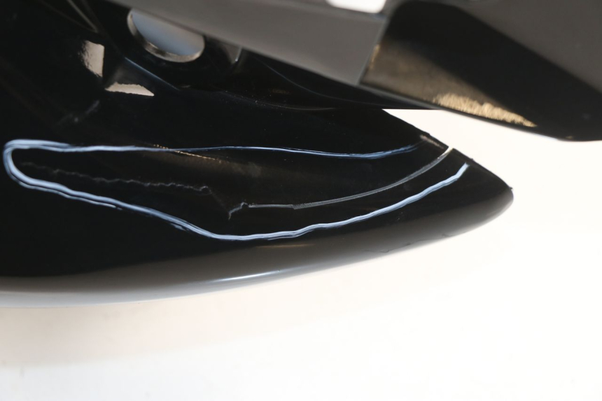 photo de CARENADO FRONTAL HONDA CBF 125 (2009 - 2015) - Estado de la superficie y material