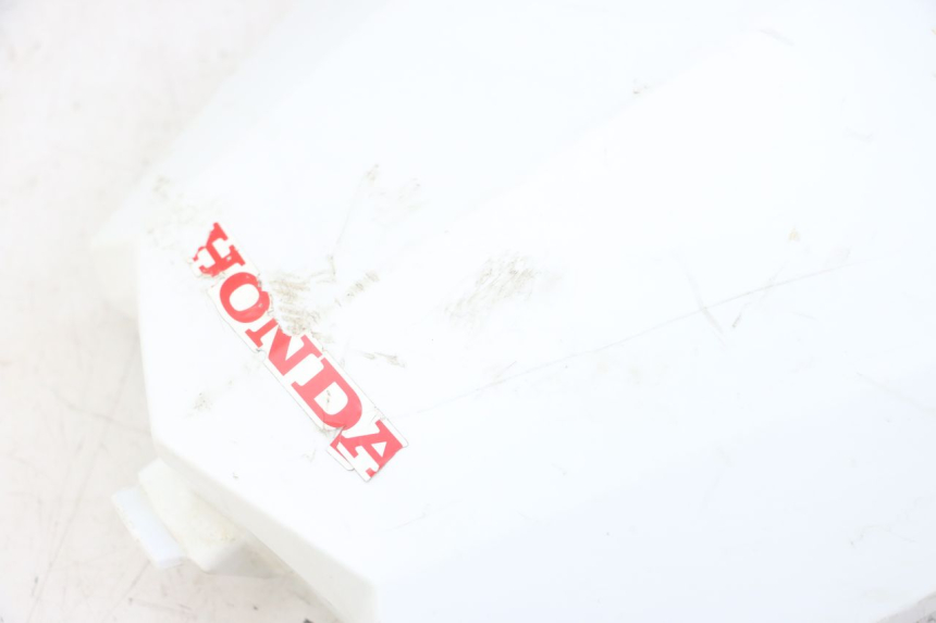 photo de CARENADO FRONTAL HONDA CRF-F CRF F 110 (2019 - 2022) - Detalles de los puntos de fijación