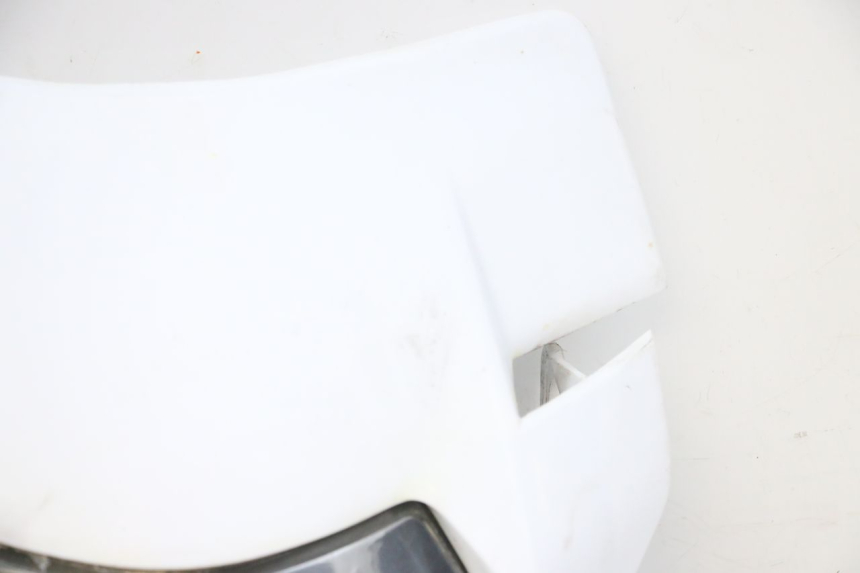 photo de CARENADO FRONTAL RIEJU MRT 50 (2018 - 2021) - Zoom sobre los componentes