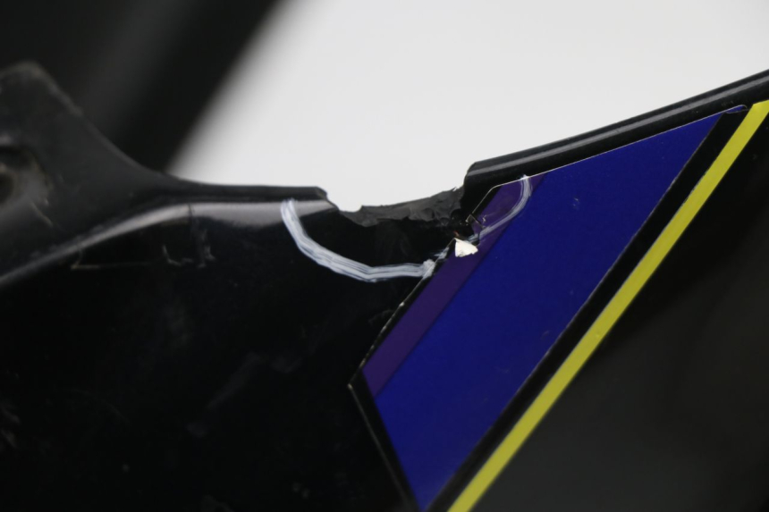 photo de CARENADO FRONTAL YAMAHA TDM 3VD 850 (1991 - 1995) - Zoom estado de uso