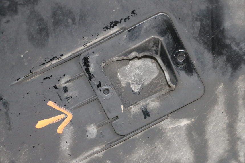 photo de CARENADO FRONTAL YAMAHA XJ F 900 (1983 - 1994) - Estado de la superficie y material