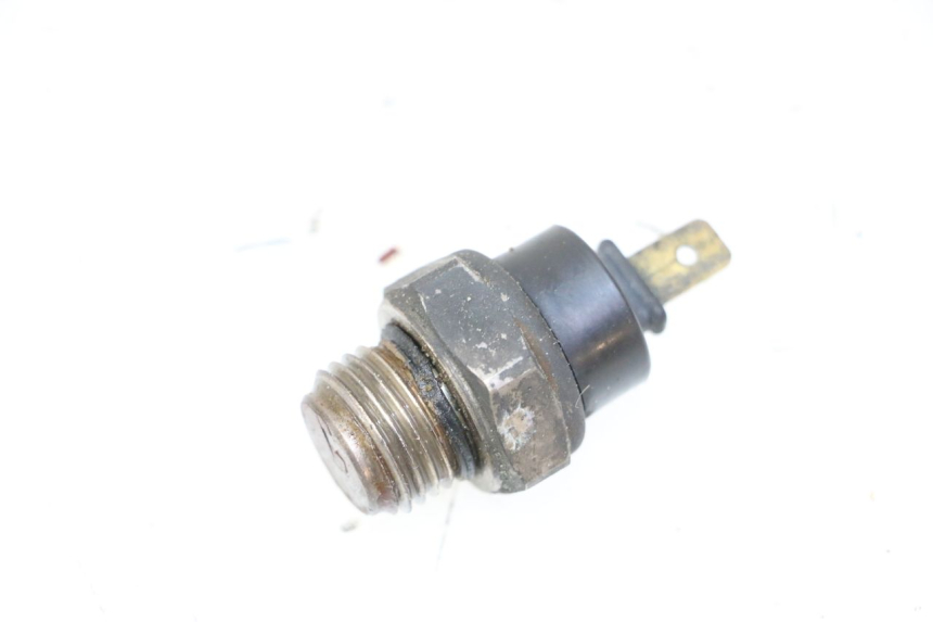 photo de TERMOSTATO HONDA CBR RR FIREBLADE 900 (1992 - 1994) - Detalle de la pieza