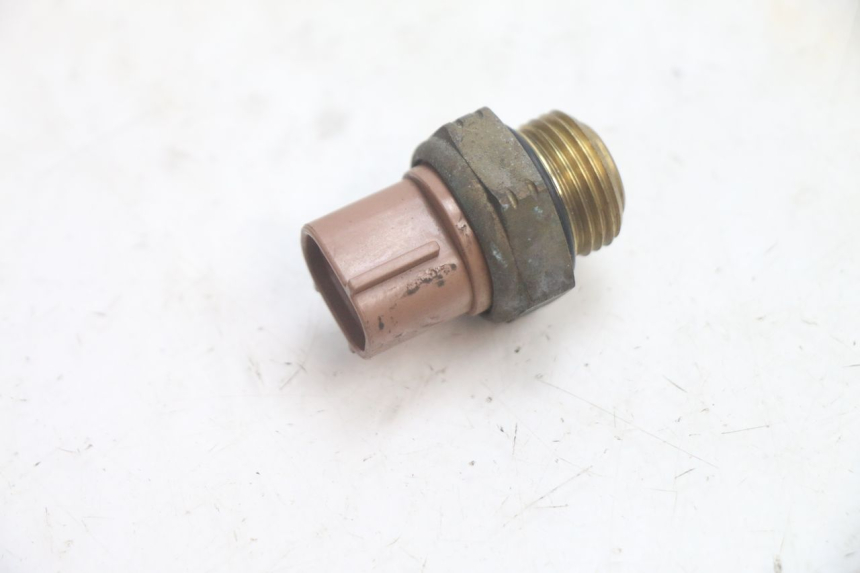 photo de TERMOCONTACTO SYM GTS EVO 125 (2009 - 2013) - Zoom estado de uso