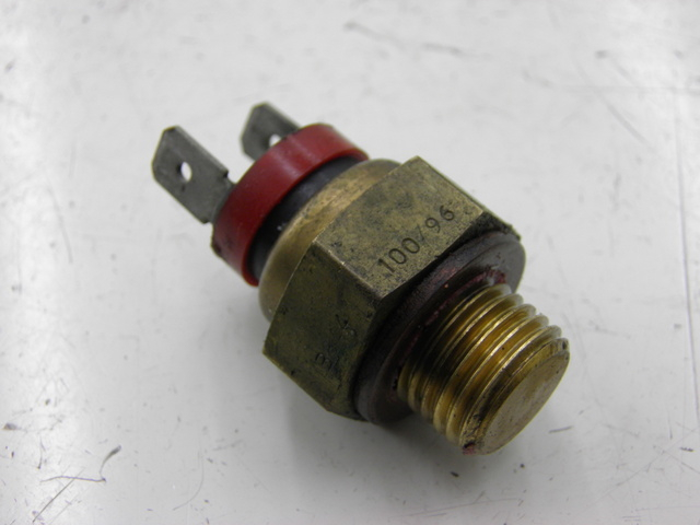 photo de TERMOCONTACTO PIAGGIO XEVO - X EVO 125 (2010 - 2015) - Detalle de la pieza