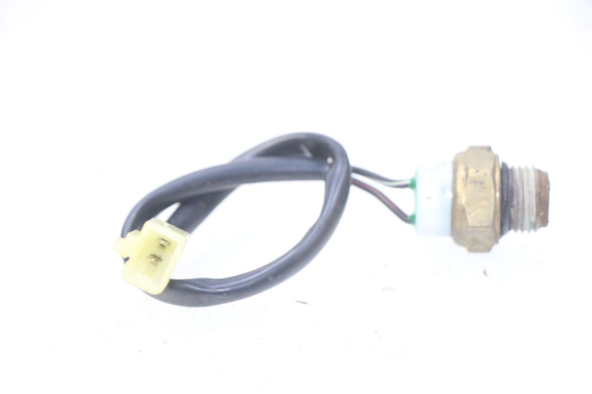 photo de TERMOSTATO SUZUKI SIXTEEN 125 (2008 - 2010) - Zoom estado de uso