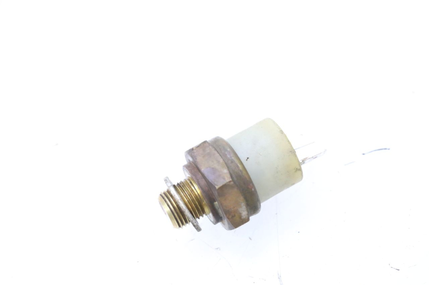 photo de THERMOCONTACT YAMAHA YP MAJESTY 125 (1998 - 2001) - Otra perspectiva