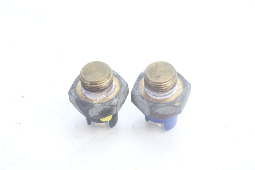 photo de TERMOSTATO YAMAHA YP MAJESTY 125 (2002 - 2006) - Otra perspectiva