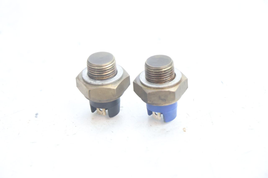 photo de TERMOSTATO YAMAHA YP MAJESTY 125 (2002 - 2006) - Otra perspectiva