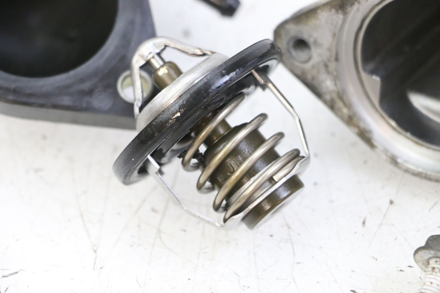 photo de TERMOSTATO  SUZUKI GSX F GSXF 650 (2007 - 2015) - Marcados y referencias originales