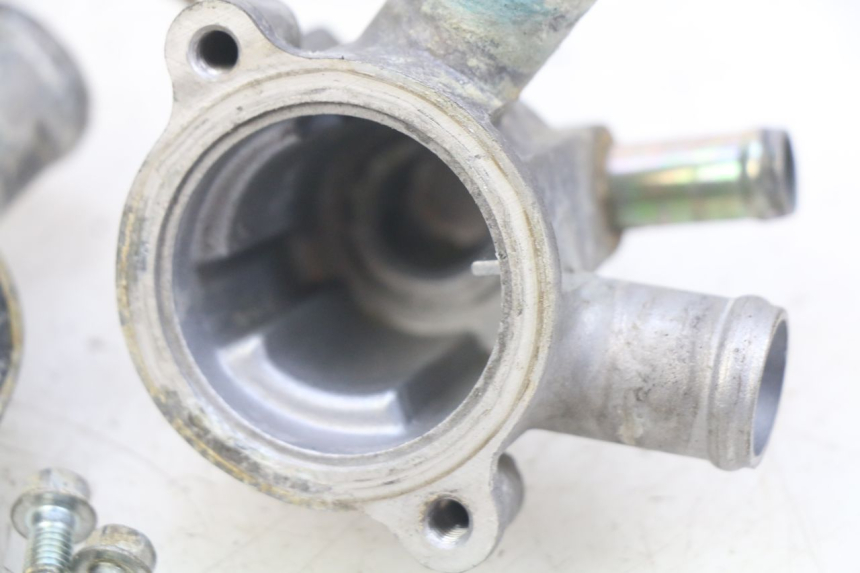 photo de TERMOSTATO  HONDA VFR FI RC46 800 (1998 - 2001) - Estado de la superficie y material