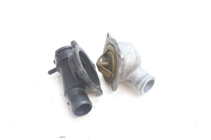 photo de TERMOSTATO KAWASAKI ZZR 600 (1995 - 2004) - Detalles de los puntos de fijación