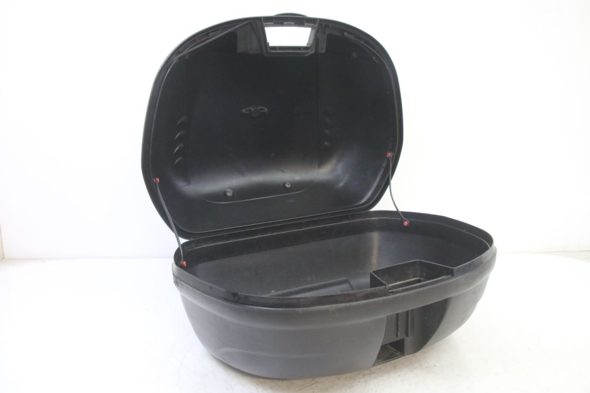 photo de MALETA APRILIA ATLANTIC 125 (2003 - 2009) - Estado de la superficie y material