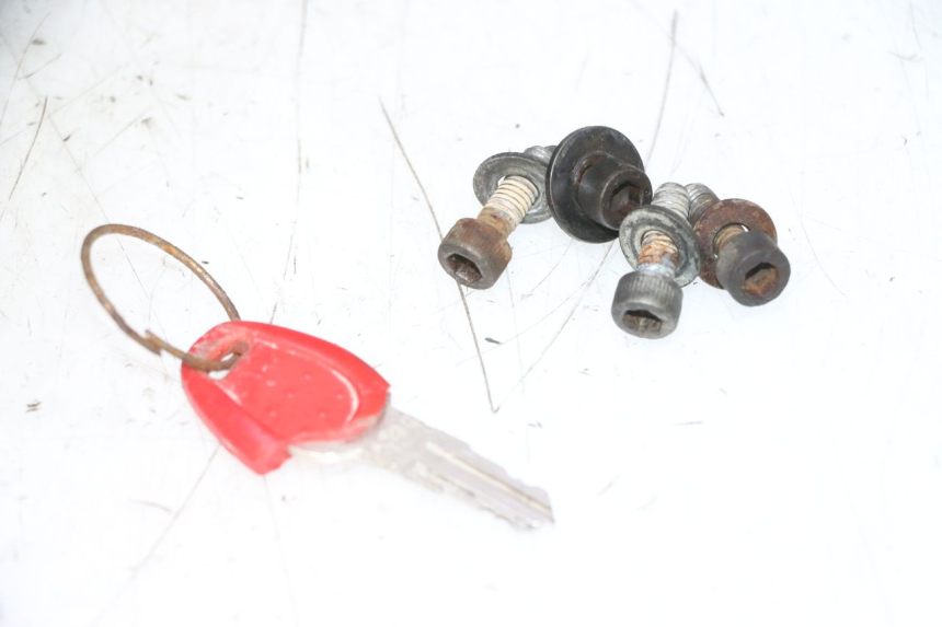 photo de MALETA PEUGEOT ELYSTAR 50 (2002 - 2014) - Zoom estado de uso