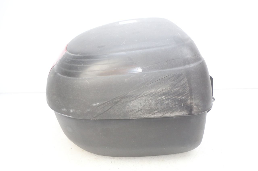 photo de MALETA HONDA FES PANTHEON 2T 125 (1998 - 2002) - Detalles de los puntos de fijación