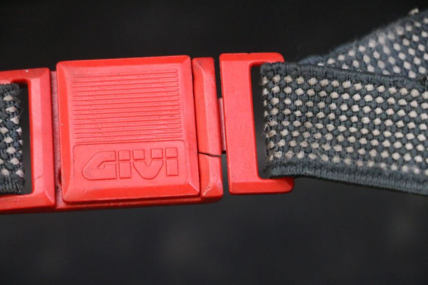 photo de MALETA PEUGEOT KISBEE 2T 50 (2010 - 2017) - Zoom estado de uso