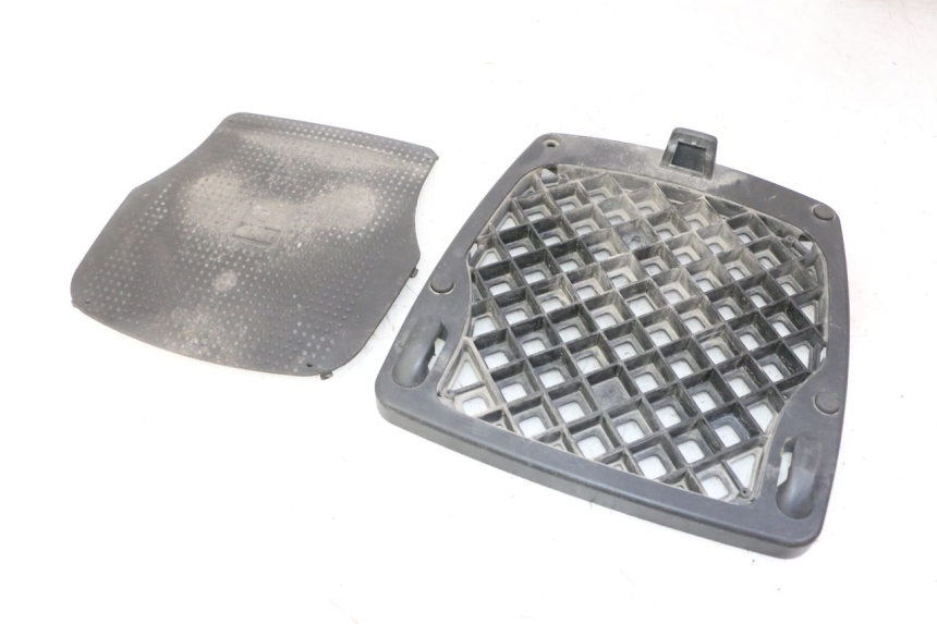 photo de MALETA PEUGEOT KISBEE 2T 50 (2010 - 2017) - Detalle de la pieza