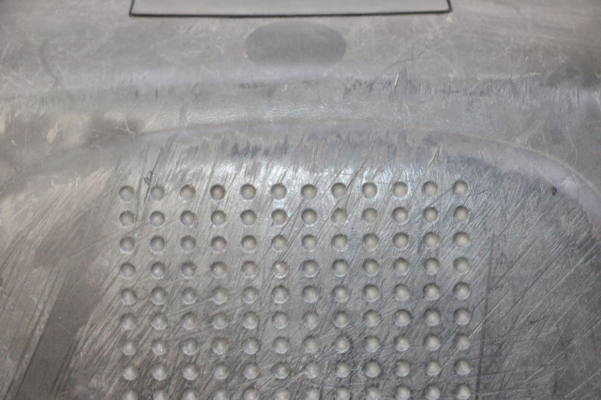 photo de MALETA PEUGEOT KISBEE 2T 50 (2010 - 2017) - Primer plano técnico