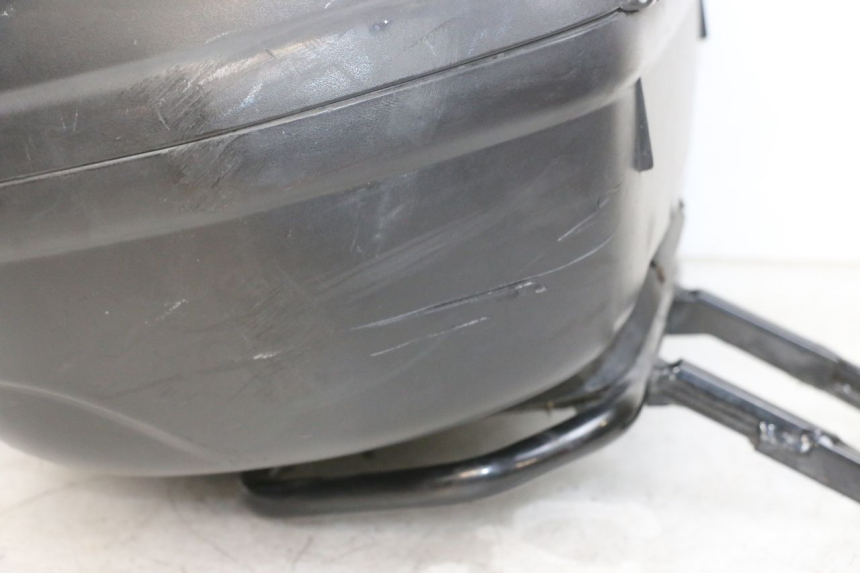 photo de MALETA PEUGEOT KISBEE 4T 50 (2010 - 2017) - Características distintivas