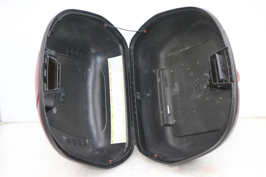 photo de MALETA PEUGEOT KISBEE 4T 50 (2010 - 2017) - Detalles de los puntos de fijación