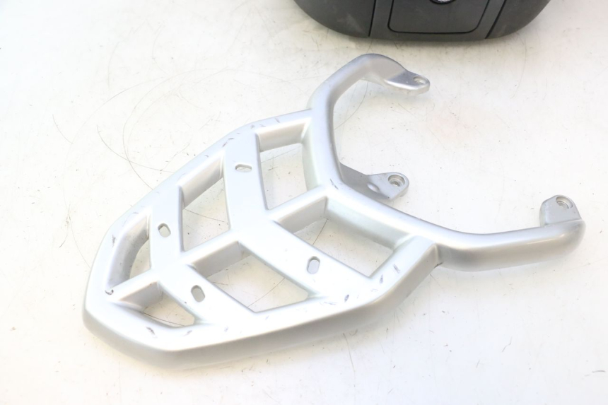 photo de MALETA PEUGEOT KISBEE 4T 50 (2023 - 2026) - Foto de producto adicional