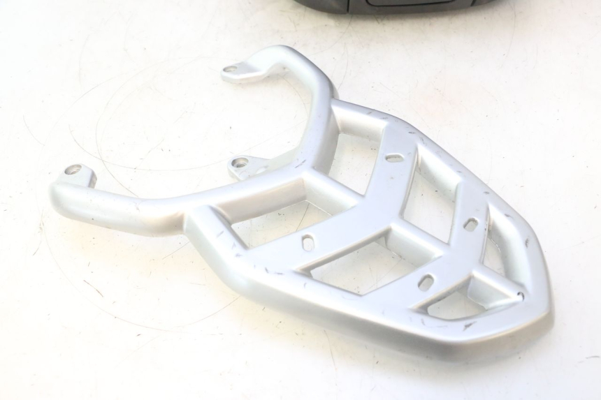 photo de MALETA PEUGEOT KISBEE 4T 50 (2023 - 2026) - Inspección visual detallada