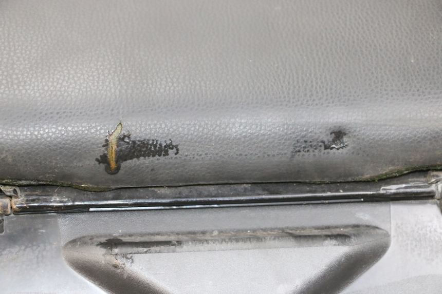 photo de MALETA PIAGGIO MP3 LT 400 (2007 - 2012) - Detalle de la pieza