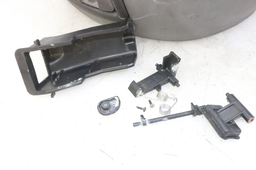 photo de MALETA PIAGGIO MP3 LT 300 (2010 - 2016) - Otra perspectiva